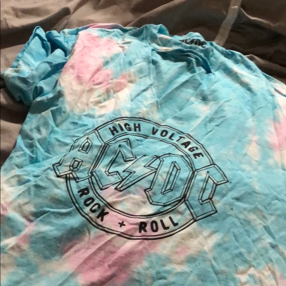 Tie dye shirt